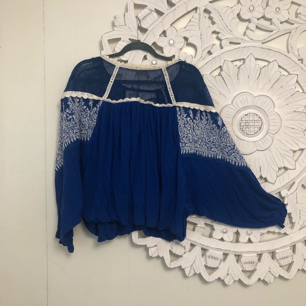 Free People knit/embroidered short top